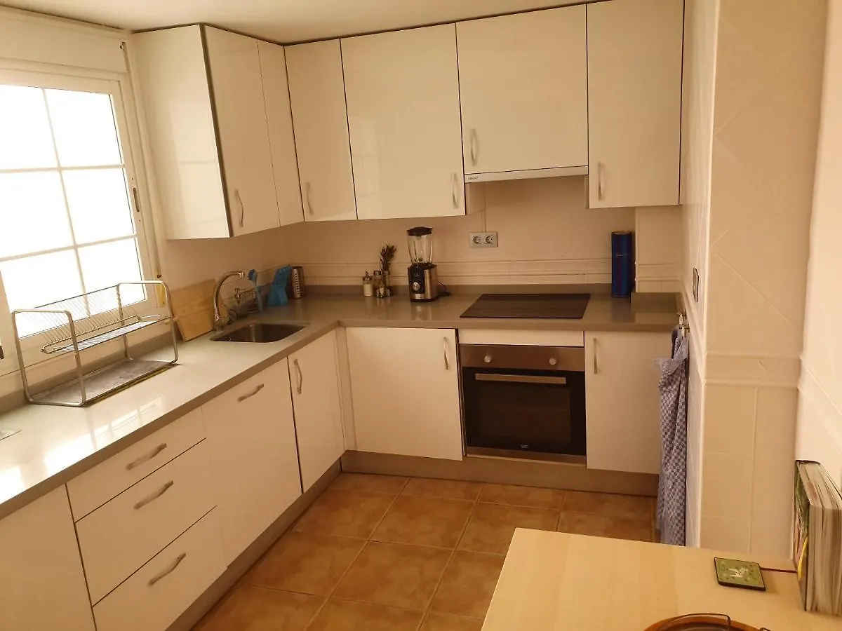 מאלגה Private Townhouse With Roof Terrace Close To The Beach בית נופש